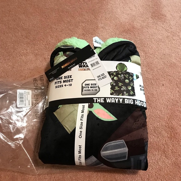 Star Wars kids Hoodie with side pockets no offer unless you bundle please - Picture 6 of 14